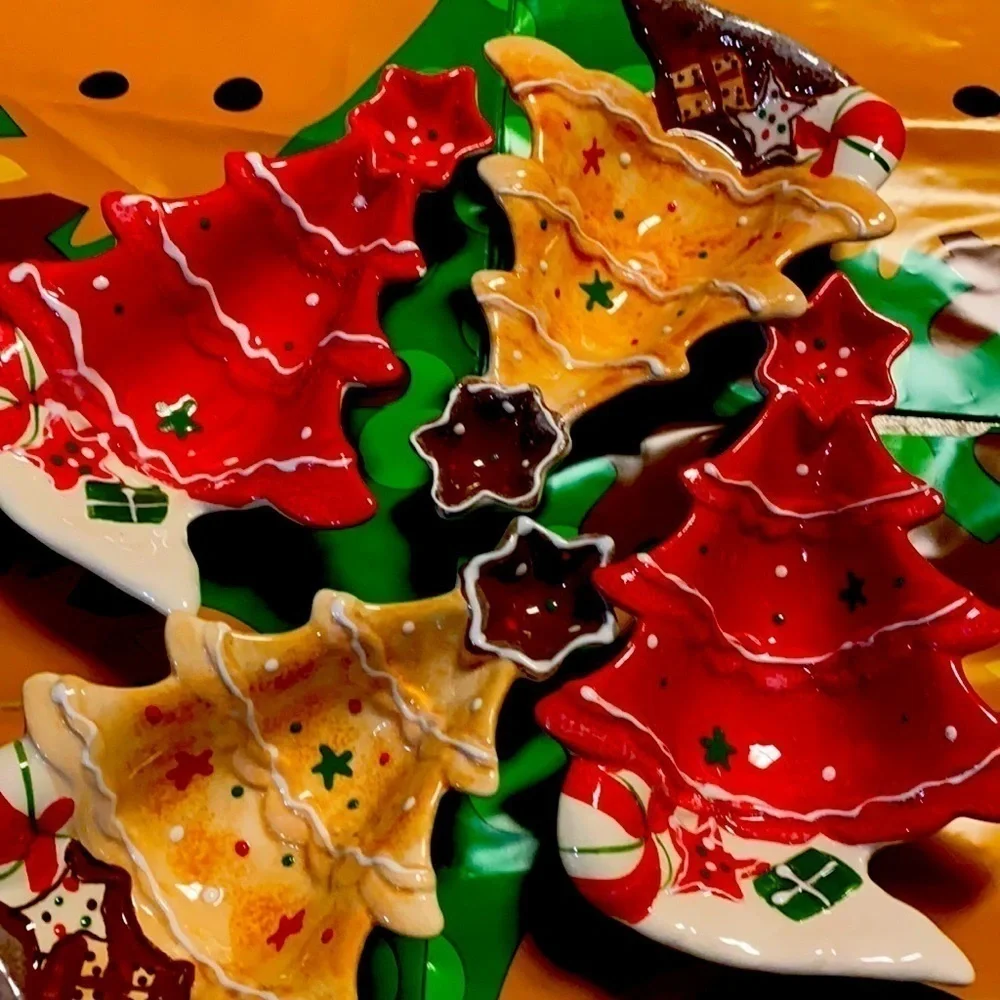 3/$20.  BEAUTIFUL Christmas Candy Dish Bundle